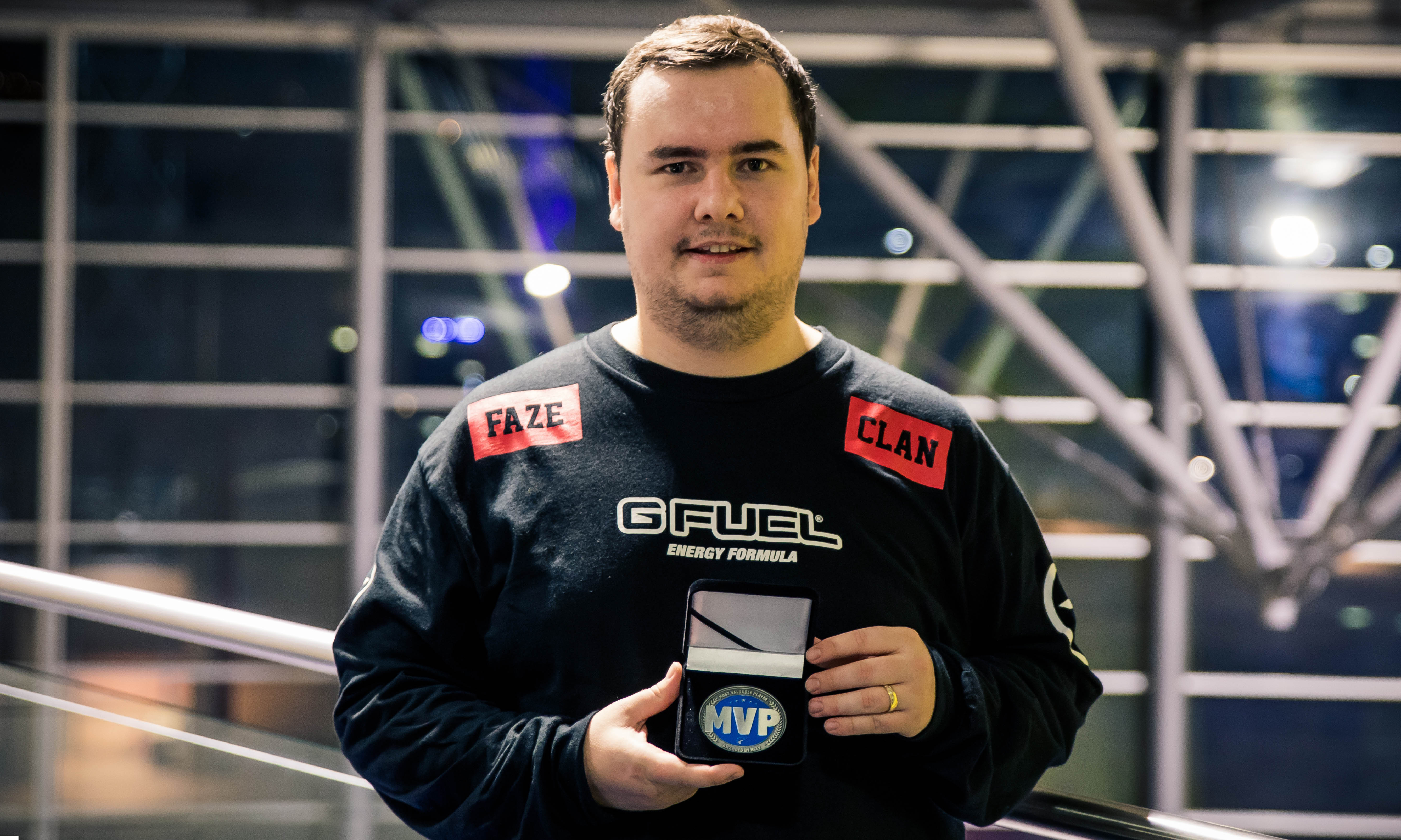 IG 0：2 BLG后，TT已锁定2023LPL春季赛季后赛名额。 已确定晋级季后赛：JDG、EDG、LNG、WBG、BLG、OMG、TES、TT